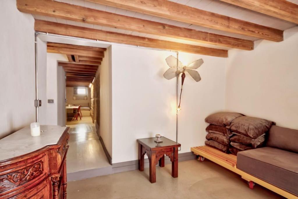 Private 2br/2ba House W Patio&terrace * Ізмір
