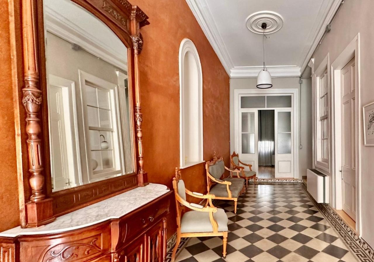 Villa Private 2br/2ba House W Patio&terrace *